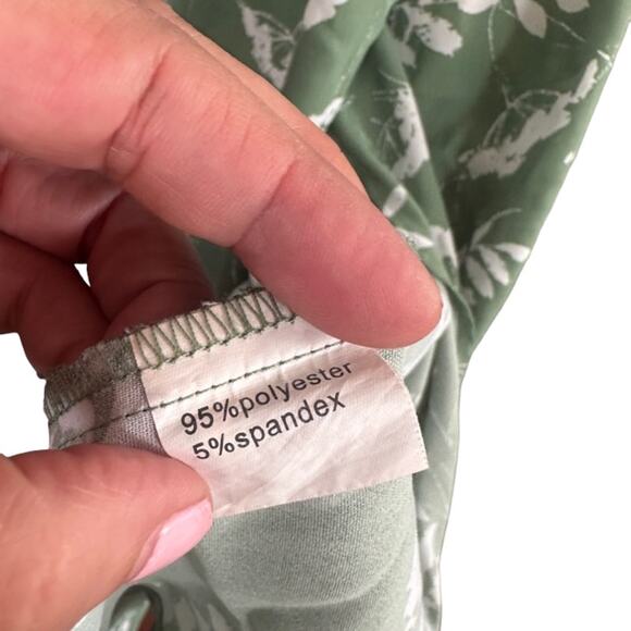 CMZ2005 Green Floral Sleeveless V-Neck Stretch Long Maxi Dress Women Sz XS - Picture 8 of 10